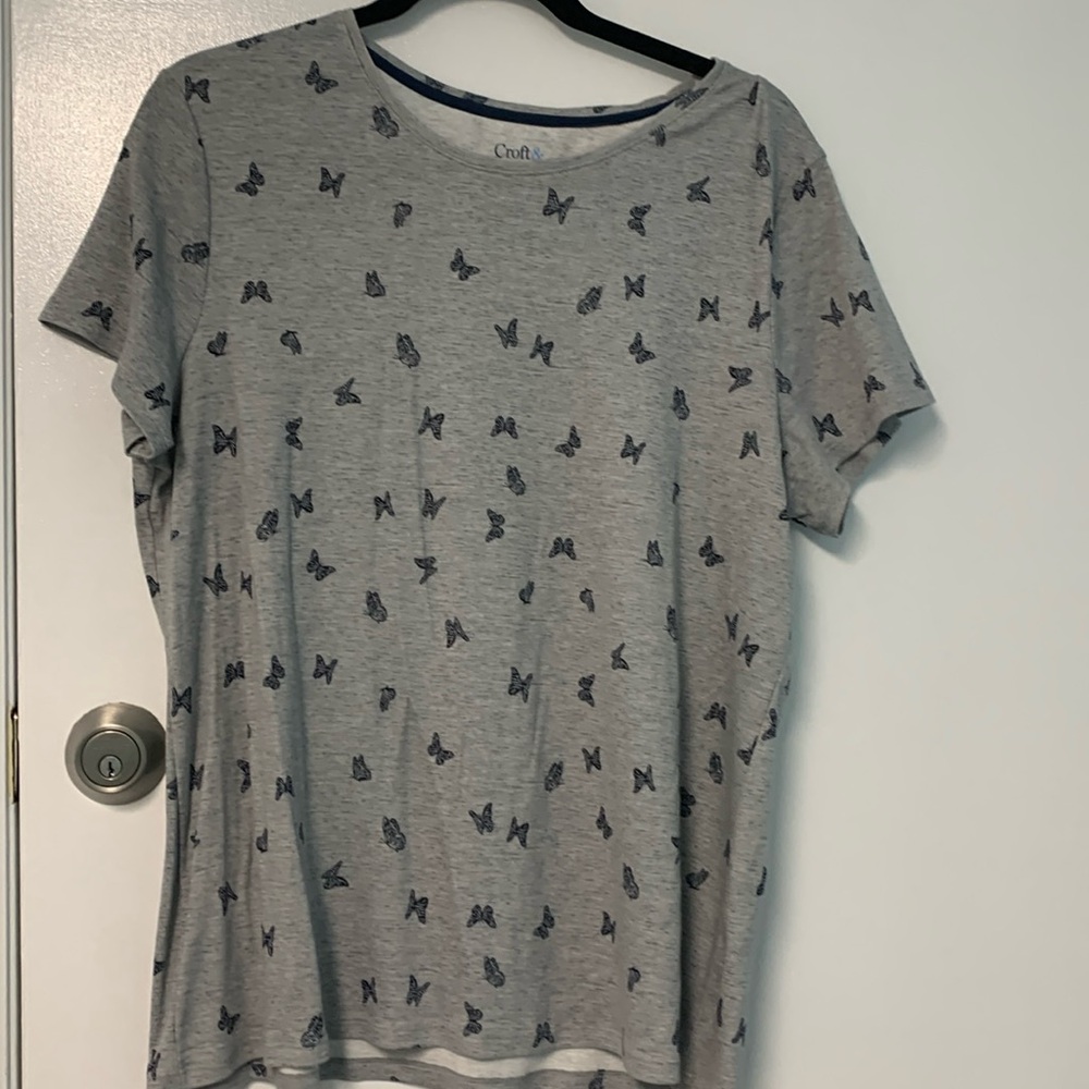 Croft and barrow crew neck shirt with butterfly